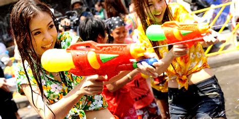 WHERE TO PARTY FOR SONGKRAN - THE WATER FESTIVAL IN THAILAND? | Bliss ...