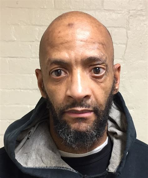 Convicted felon charged with deli break-in