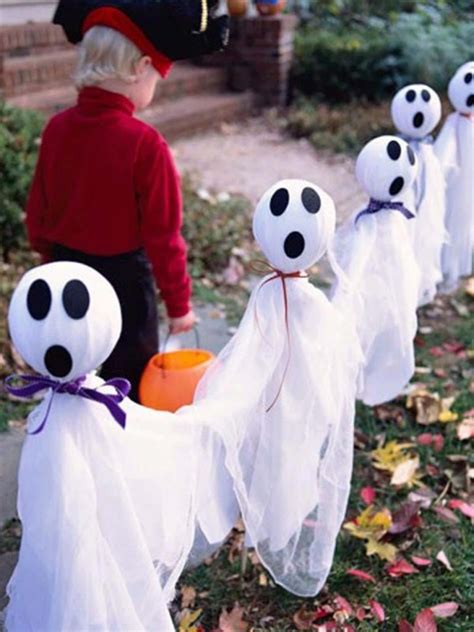 How To Make A Diy Halloween Ghost For Cheap