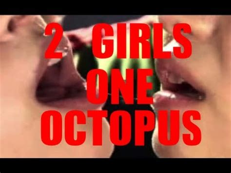 Girls Octopus Reaction Link Youtube