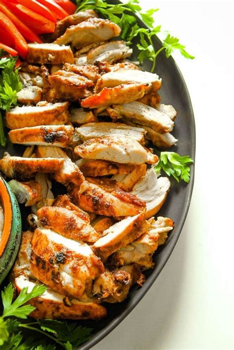 A perfect meal for your evening binge, you can prepare it easily at home as a side dish for both suhoor and iftar. Chicken Shawarma Sheet Pan Meal - MomAdvice