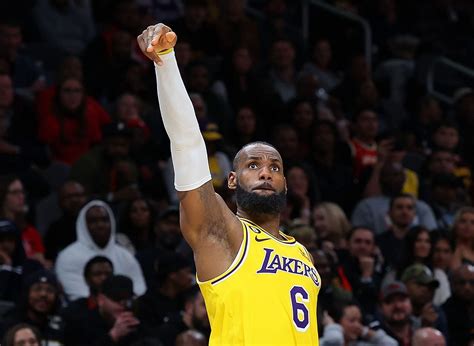 Nba News Today Lebron James Caps Off 38th Birthday With 47 Point