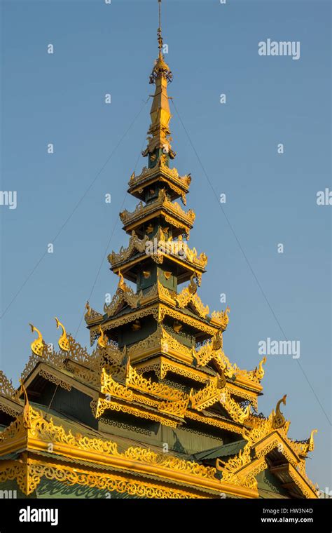 Golden Temple At Shwesandaw Pagoda Pyay Myanmar Stock Photo Alamy