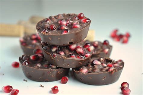 Pomegranate And Dark Chocolate Bites Recipe Chocolate Bites Yummy