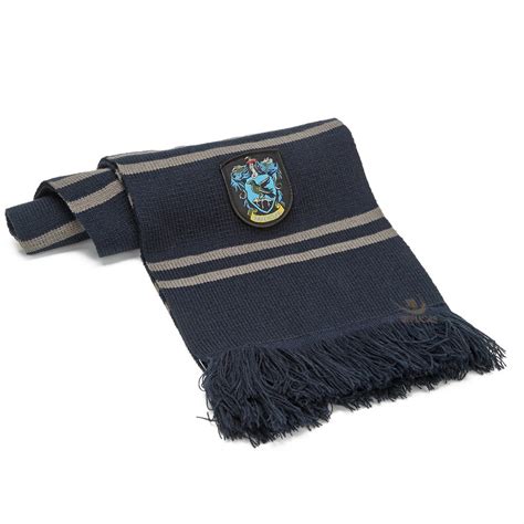 Ravenclaw house is one of the four houses at hogwart into which the students are sorted when they start their first year. Harry Potter - Ravenclaw sjaal | NerdUP