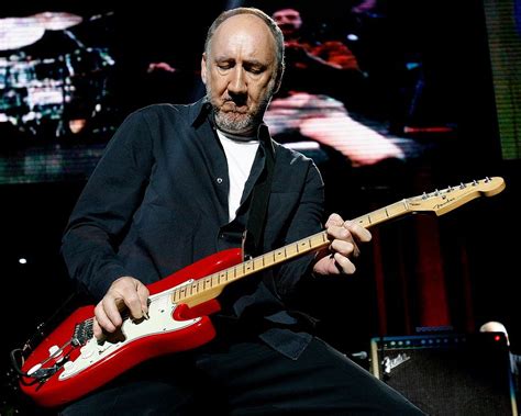 Child Advocates Target The Whos Pete Townshend With Flyers Over Super