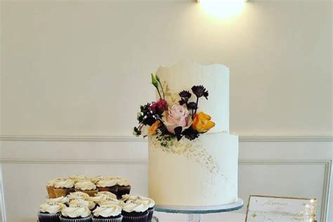 Blondie Bakes In Shropshire Wedding Cakes Uk