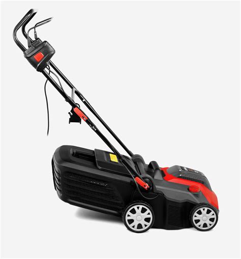 How to aerate your lawn. Cobra SA40E 16" Electric Powered Scarifier