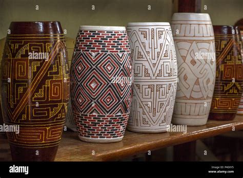 Artesanatos Da Região Norte Do Brasil