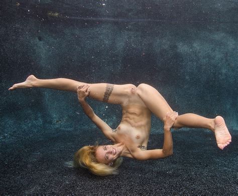 Underwater Couple Sex