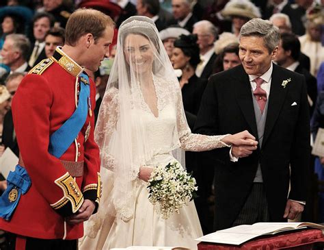 Nine years later and three adorable children later, we're just as infatuated with the couple and their fairytale wedding as we were. HQ Images 4 U: Prince William and Catherine Middleton ...