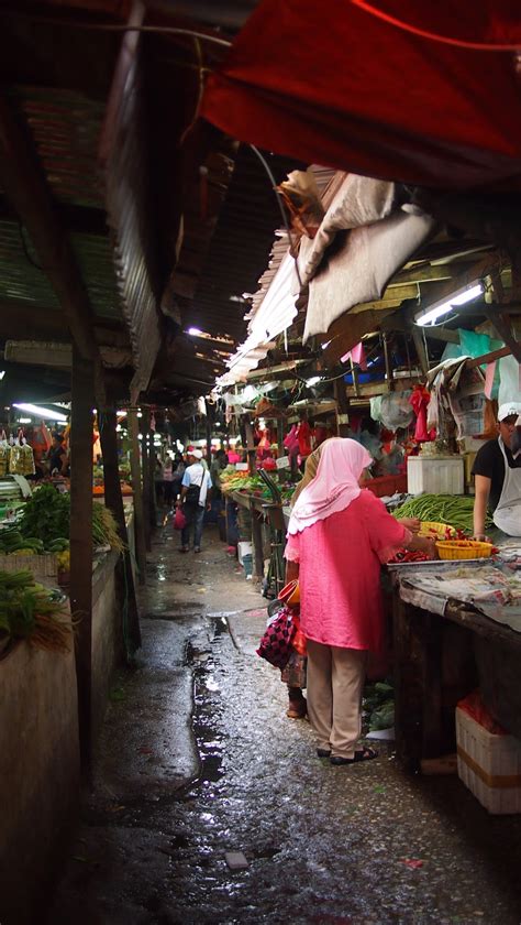 First, the volatility in the global financial markets will continue to wash on to our shores and create a challenging environment for both policymakers and participants in our. The Capottage: Malaysian Wet Market