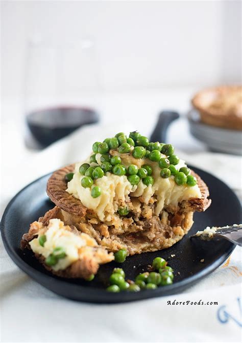 Here are some typical foods and dishes from around the united kingdom. Traditional Australian Meat Pie
