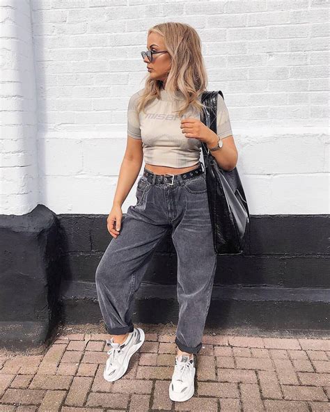 jeans 35£ at asos uk wheretoget mom jeans outfit winter black mom jeans outfit insta outfits