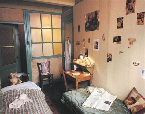Anne Frank Bedroom