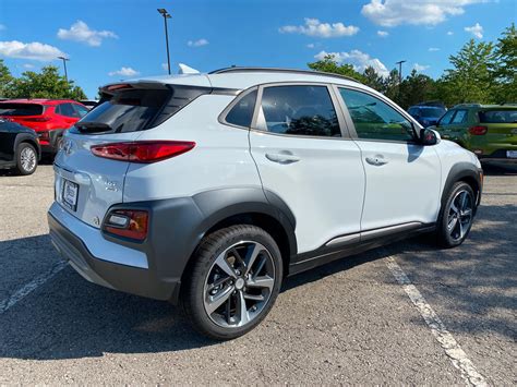 In this video, ryan checks out all the features, kicks the tires and then challenges. New 2020 Hyundai Kona Ultimate DCT AWD AWD Sport Utility