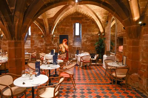 First look at new Tales of Tea in St Mary's Guildhall - CoventryLive