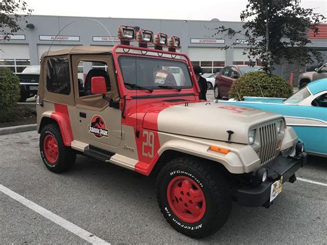 This Jurassic Park Jeep I Saw At A Local Auto Show Rautos