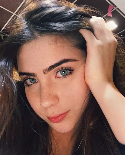 hermosa youtuber brasilera tu novia soñada conocela fotos de chicas lindas videos de chicas