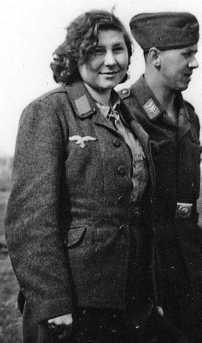 Pin By Joe Lai On 女戦士 German Women Ww2 Women World War Two