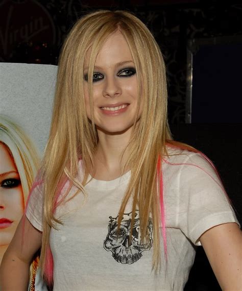 Avril Lavigne In 2007 Avril Lavigne Best Beauty Looks Popsugar