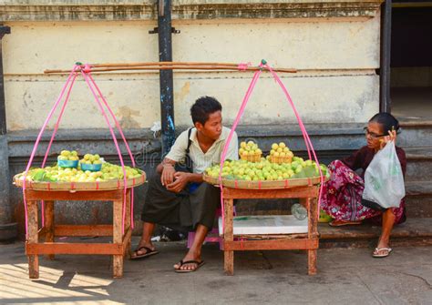 215 People Selling Fruits Market Myanmar Stock Photos Free And Royalty