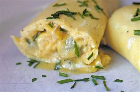 Foodista Julia Child Cooks An Omelet