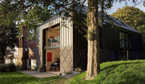 The best home design shows on netflix: Netflix binge: 3 shows on home decor & interior design you ...