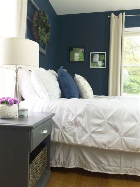 Painting a room a dark color camouflages the fact that it's small. 9 Striking Navy Blue Paint Colors For Your Room Makeover
