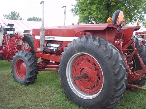 Left Side Of 1468 V 8 International Harvester Tractors Vintage