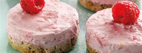 Right on time for mother's day! Mini Raspberry Cheesecake | Fage UK