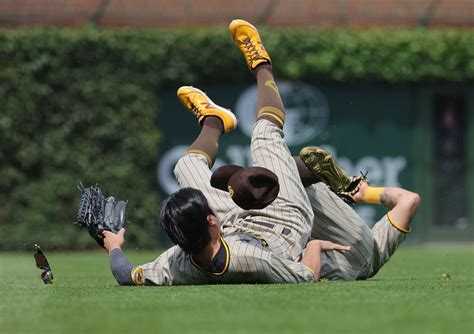 Gallery Pham Kim Hurt In Outfield Collision Padres Fall
