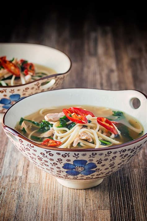 I'm not a huge chicken and noodle soup fan (unless i'm sick). Asian Style Leftover Chicken Soup | Krumpli