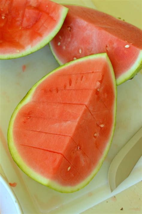 The Easiest Way To Cut Watermelon Little Dairy On The Prairie