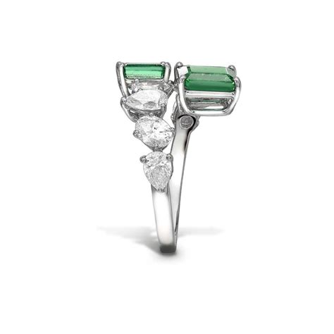 Mya Emerald And Diamond Ring William And Son The Jewellery Editor