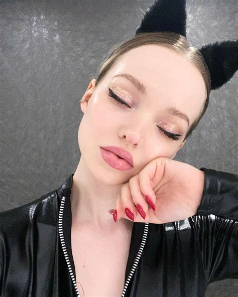 Dove Cameron Sexy Catwomen Halloween Costume 6 Photos Video The Fappening