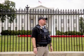 Marci Anderson Wahl Arrested For Nd Attempt To Scale White House Fence