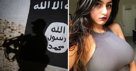 Ex Porn Star Mia Khalifa Says Isis Have Threatened To Kill Her Online Metro News