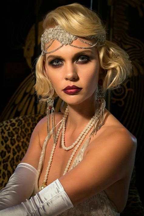 Pin By Creative Heart On Retro Style Gatsby Hair Gatsby Makeup Great Gatsby Makeup