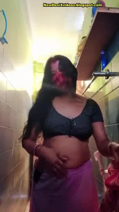 Desi Randi Wife Arpita Unclothed In Bathroom 1 Free Hd Porn 32