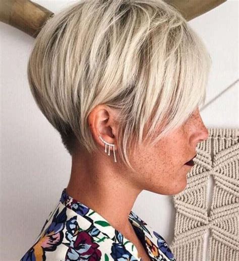 Short Hairstyle 2018 Fashion And Women