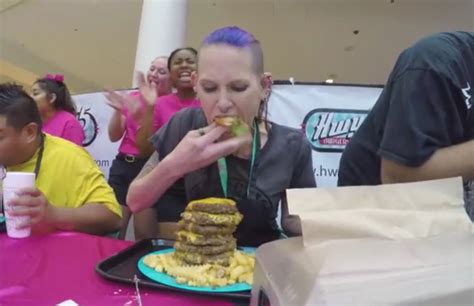 100 Pound Nc Mom Breaks World Record In Hamburger Eating Contest