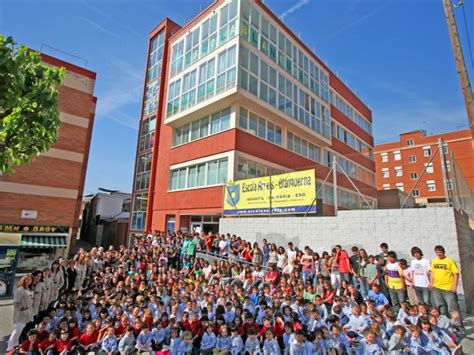 Reportaje de cake minuesa sobre el caso blanquerna con entrevista a falangistas y patriotas condenados. Colegio Arrels-Blanquerna en Badalona