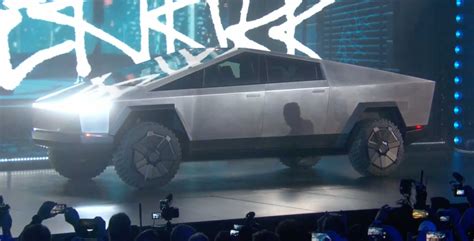 Welcome back for episode 172 of tesla time news!!!! Flipboard: Fonus aims to be the world's first global carrier