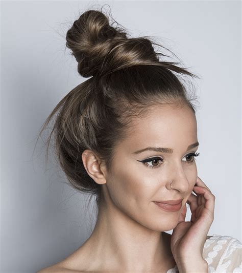 22 Stunningly Easy Diy Messy Buns Discover Top Fashion Womens