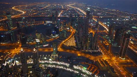 Burj khalifa holds the world record for highest number of stories with 163 stories. At the Top Sky Burj Khalifa: Dubai aus dem 148. Stockwerk ...