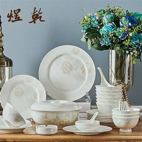 Korean Style Ceramics Kitchen Dinnerware 56 PCs 45 Bone China Wedding