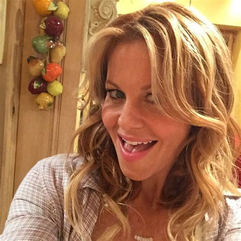 Candace Cameron Bure Jodie Sweetin And Andrea Barber Pose For Cutest