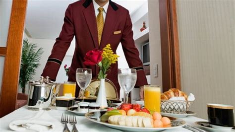 As room service revenue declines, hotels are beginning to cut back on what was once seen as a staple of hospitality. 5 Room Service Secrets From Top U.S. Hotels | HuffPost