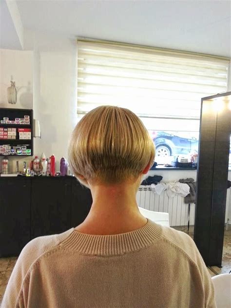 Pin By Eddie On Hair Bobs And Bobbed Haircuts Short Stacked Wedge